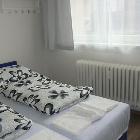 Hu Appartement Praag Buitenkant foto