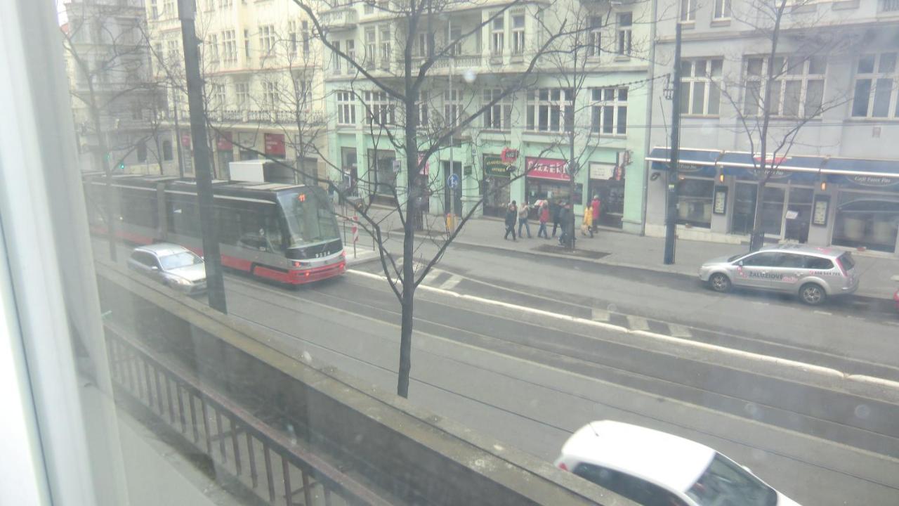 Hu Appartement Praag Buitenkant foto